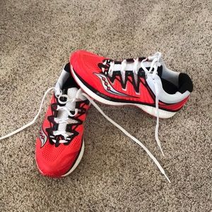 Saucony Triumph Running Shoes